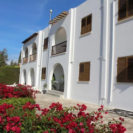 Ophelia 8 Apartman